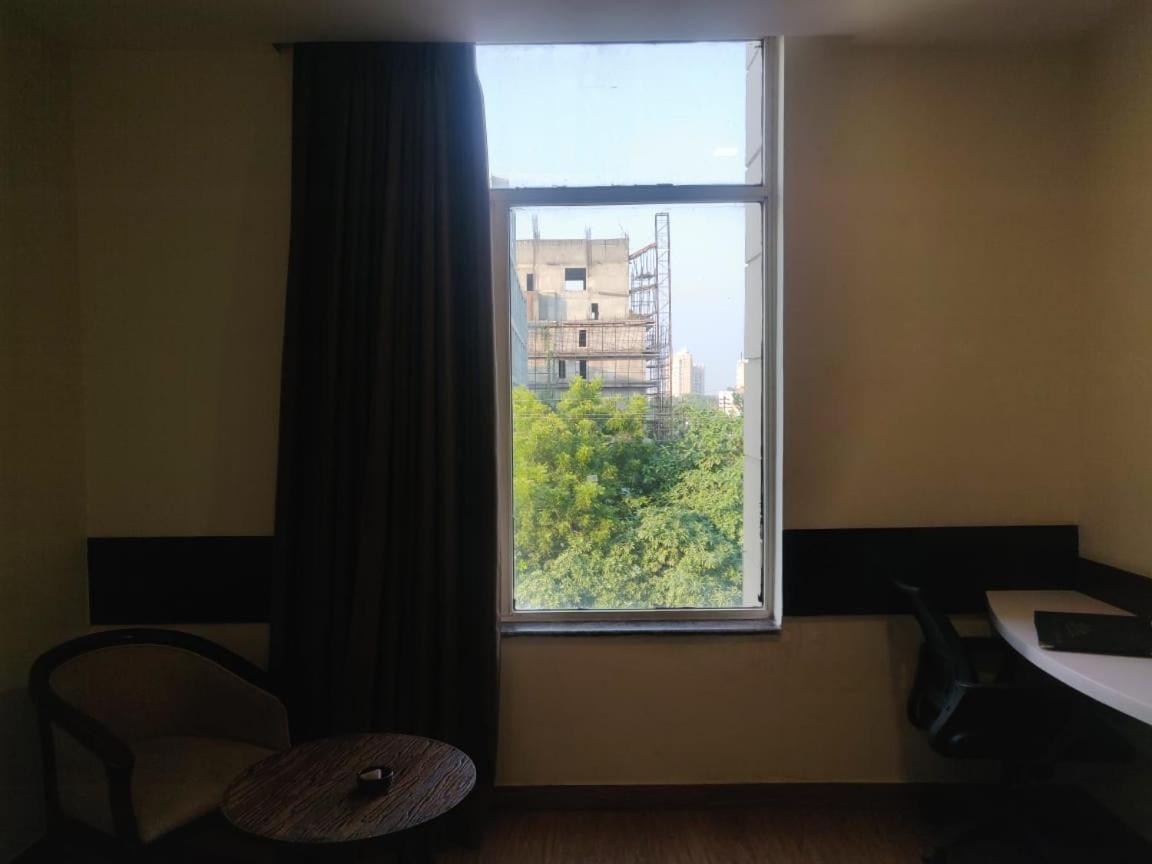 Hotel Casaya Inn Chinhat Exterior photo