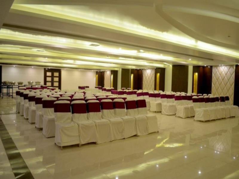 Hotel Casaya Inn Chinhat Exterior photo