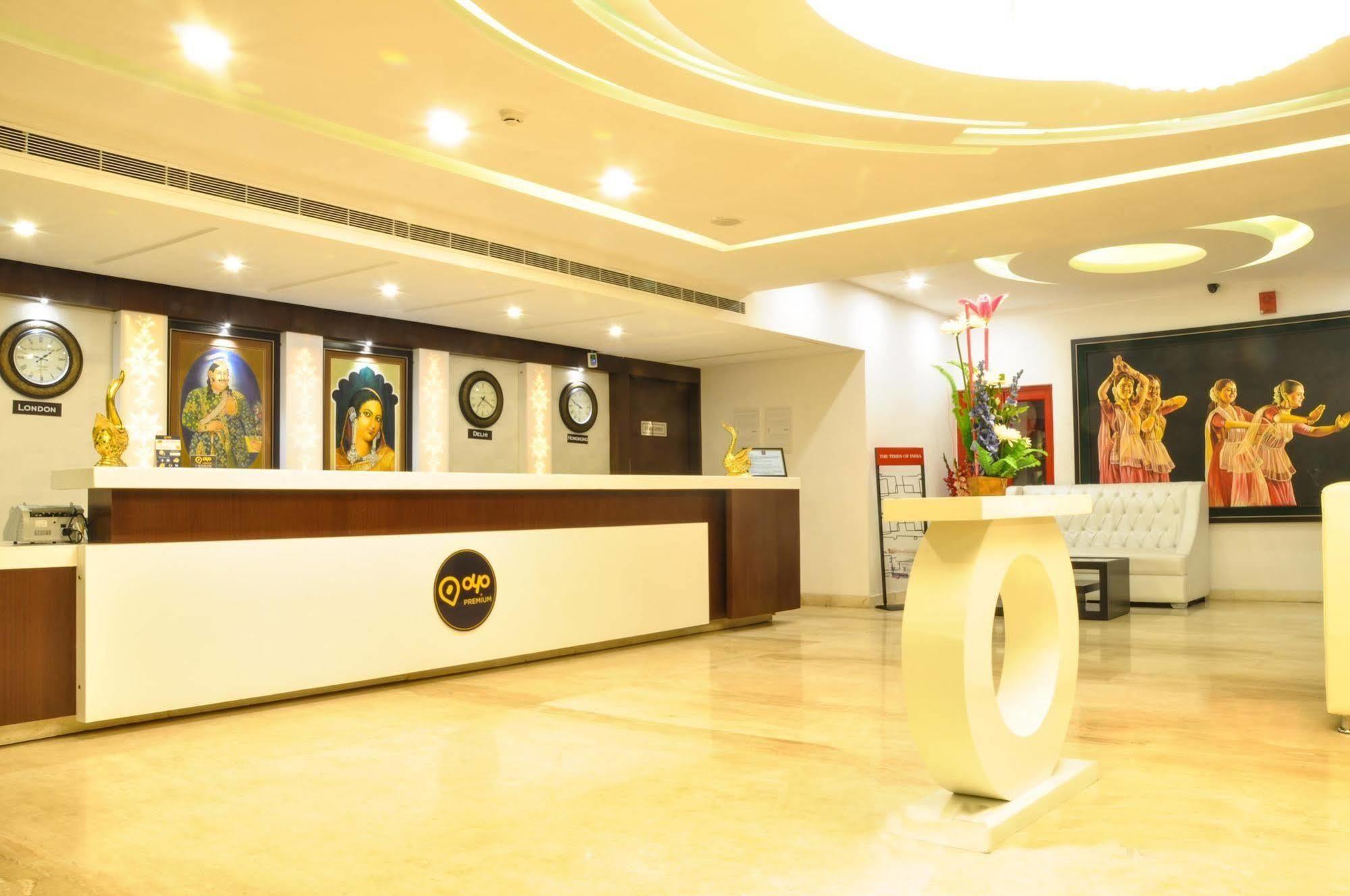 Hotel Casaya Inn Chinhat Exterior photo